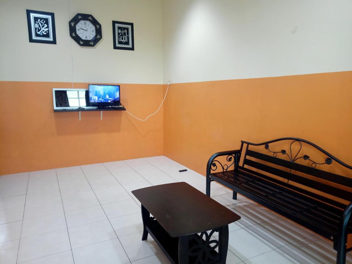 Homestay Bukit Kayu Hitam With 3 Bedrooms Not Sharing Free Wifi Екстериор снимка